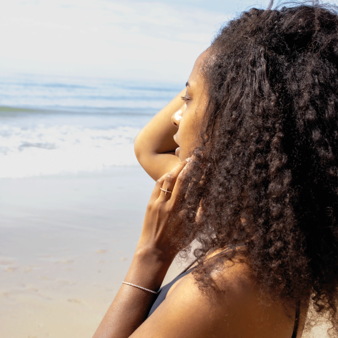 Bague Croix – Plaqué or 18 carats & oxydes de zirconium | Assara Bijou
