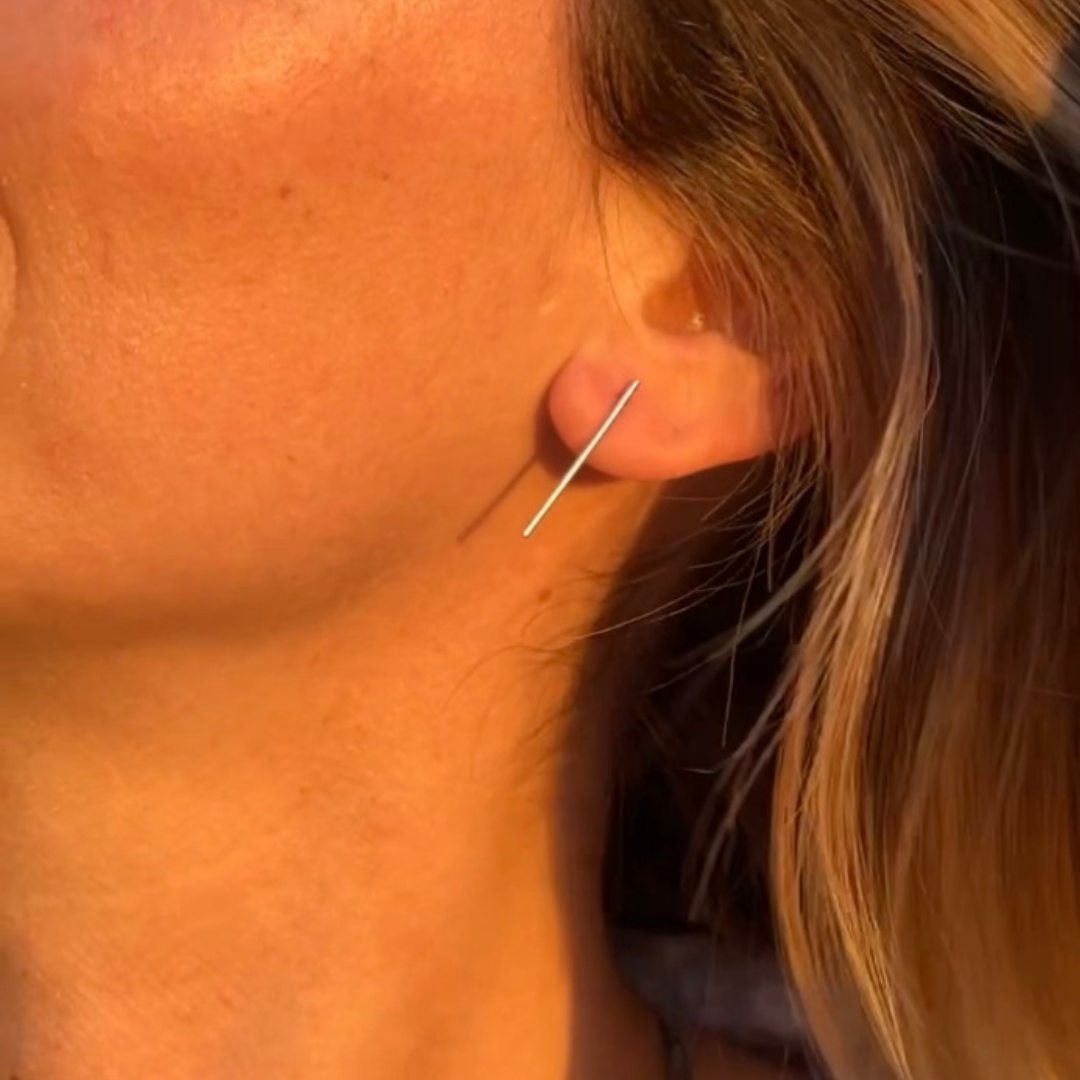 Boucles d’Oreilles Barre LINEA – Argent massif | Assara Bijoux